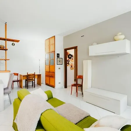Free Parking - All'ombra Dell'eremo Apartment *